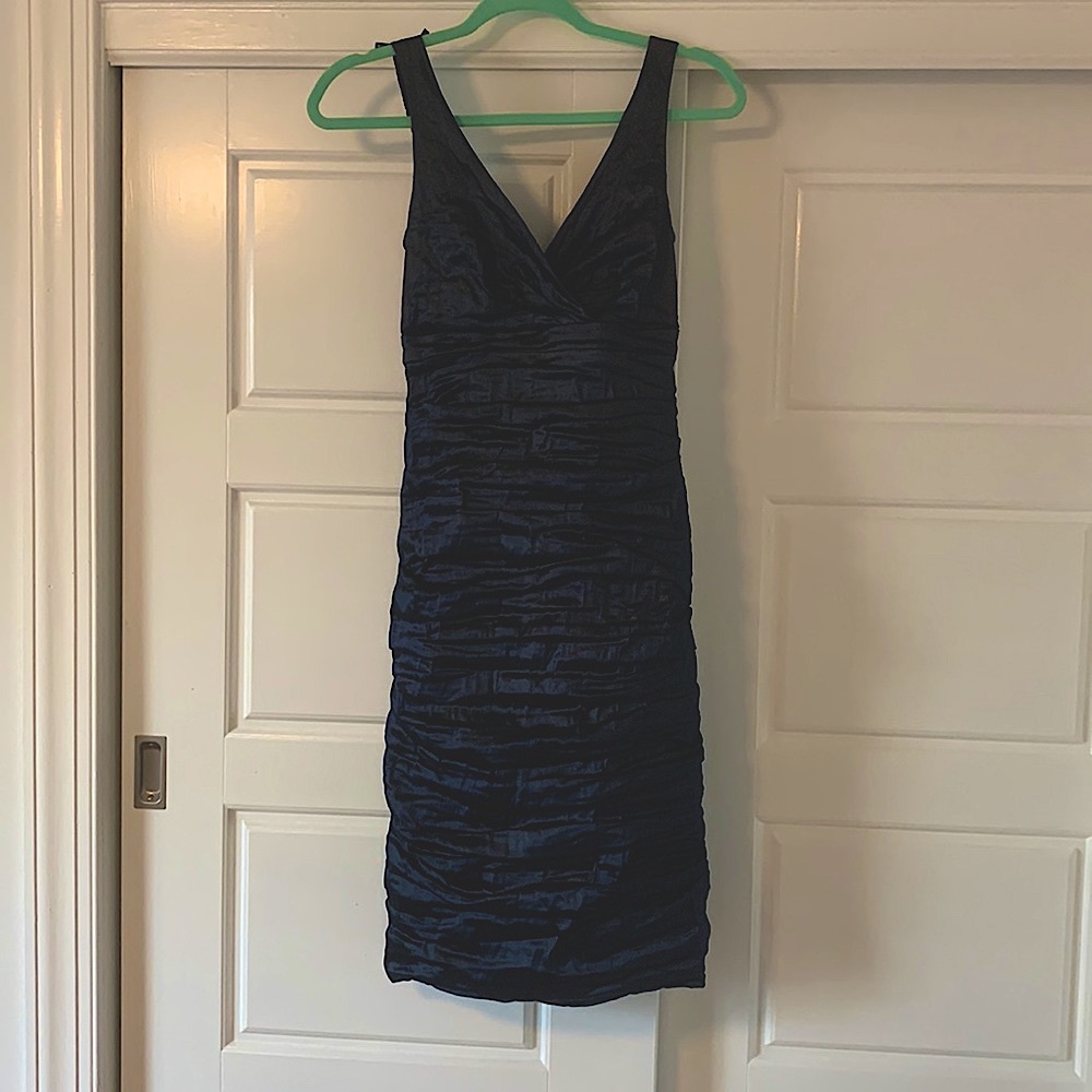 Nichol Miller Ruched Navy Cocktail dress, size 6